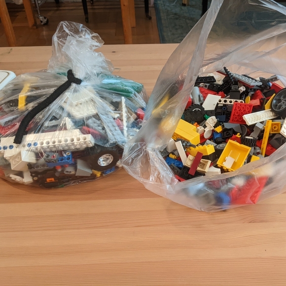 ⭐LAST ONE⭐LEGO Bricks HUGE bags treasure Assorted + free Lego gift!🎁🎁🎁🎄🎄 - Picture 14 of 16